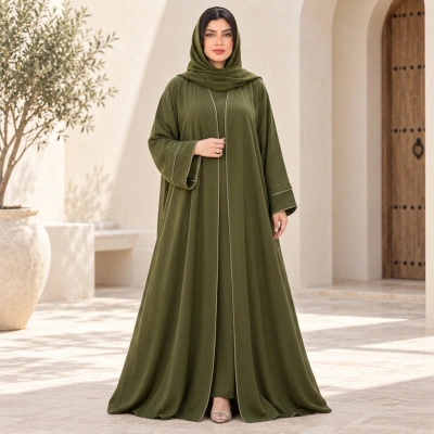 عبايات ملونة